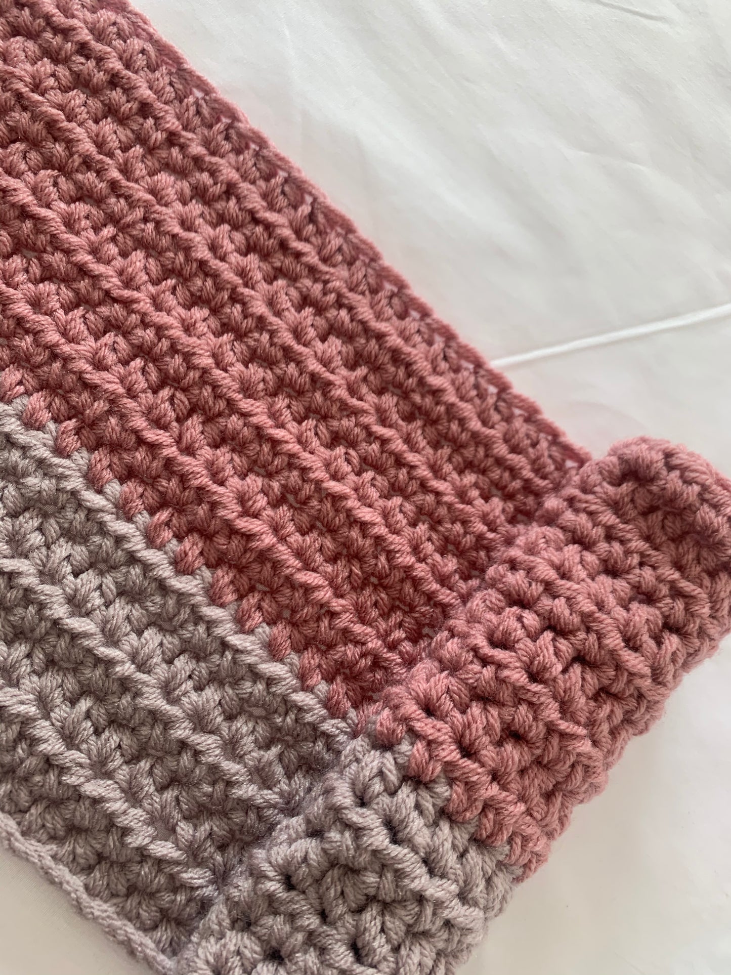 Small Keepsake Chunky Knit Blanket